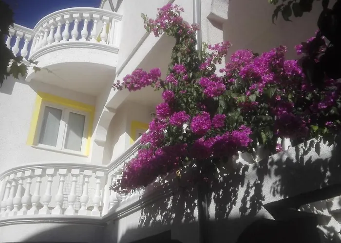 Apartments Vodice Marica *