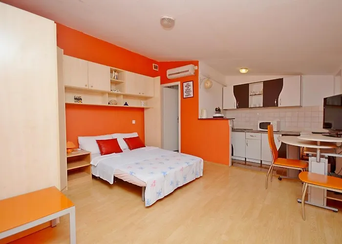 Apartments Vodice Marica *