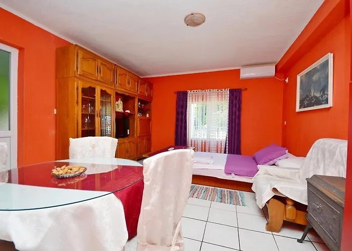 Apartments Vodice Marica *